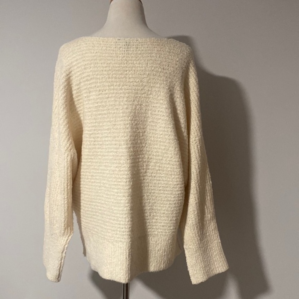 Express Ivory Sweater - Picture 5 of 5